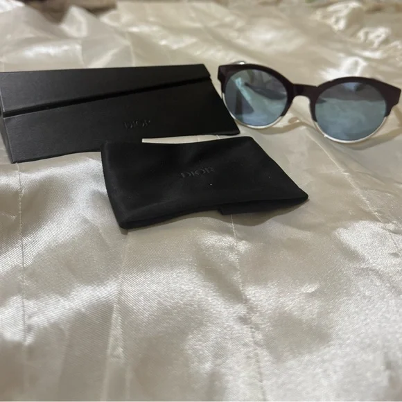 Dior Sunglasses. - Picture 4 of 7